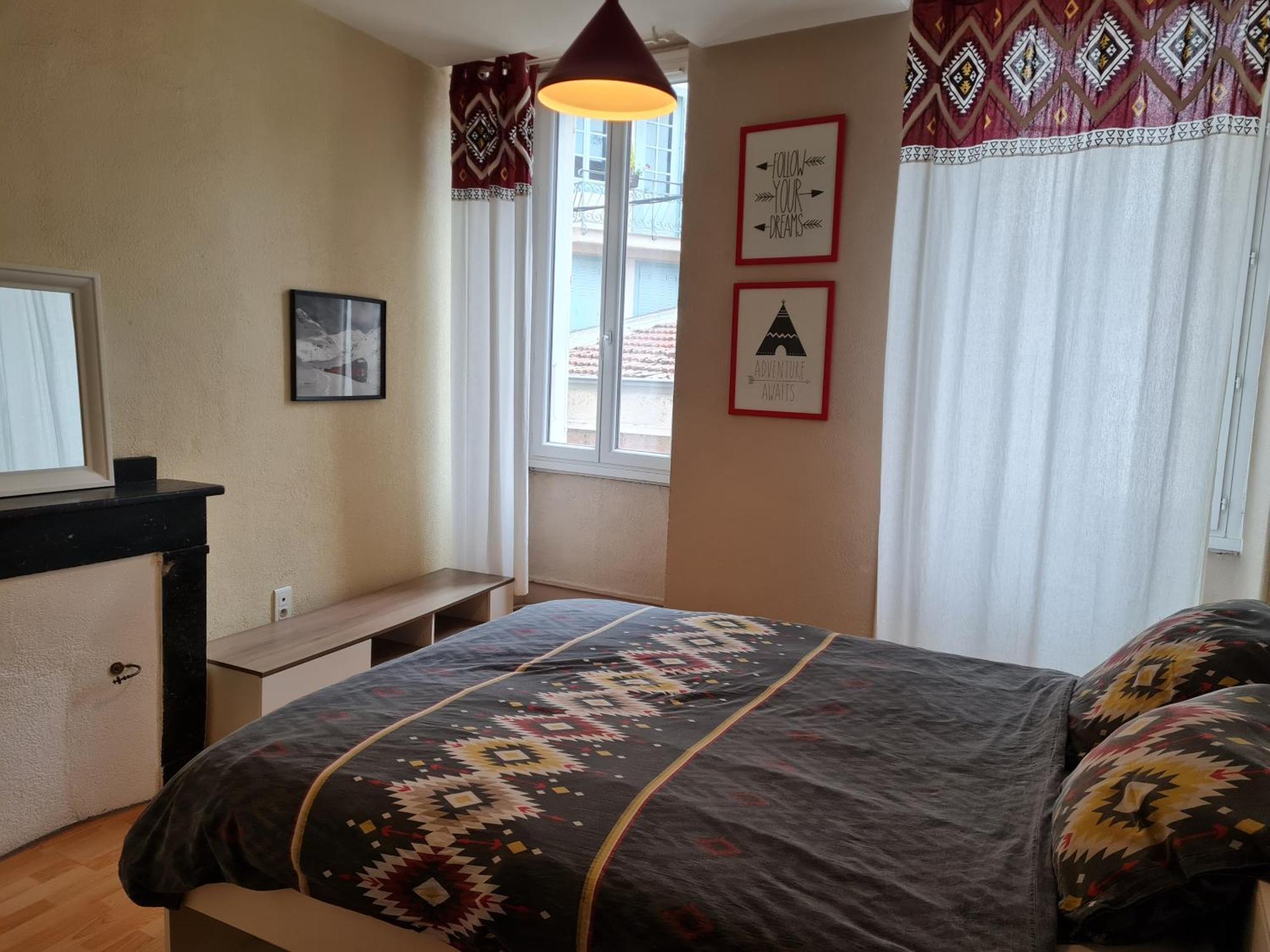 La Belle Epoque, Grand En Centre-ville Apartamento