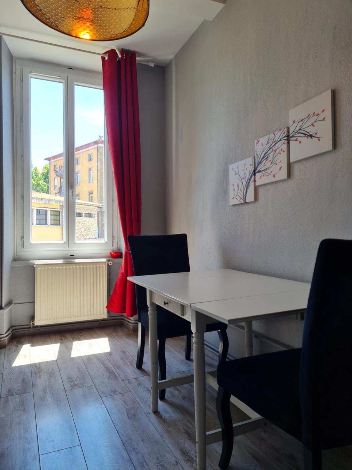 Apartamento La Belle Epoque, Grand En Centre-ville Foix